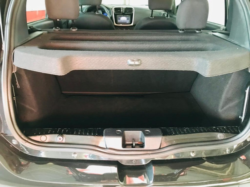 Imagem 9 de 13 de Renault Sandero Expression 1.0 16v (flex) Flex Manual