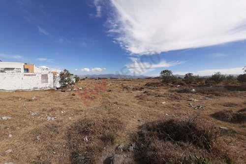 Venta De Terreno Siete Mil Metros Cuadrados Con Uso De Suelo Mixto Ideal Para Desarrolladores E I...