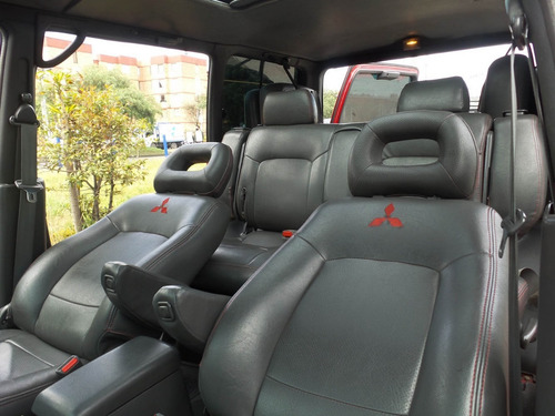 Mitsubishi Montero Wagon