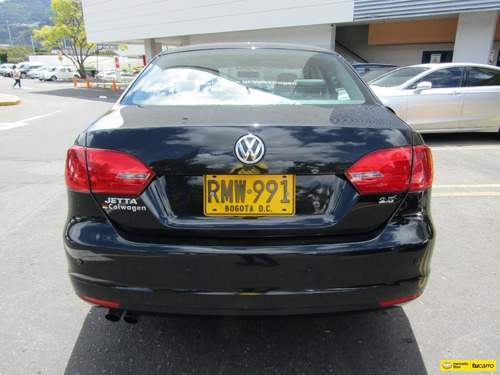 Volkswagen Nuevo Jetta Trendline At 2500