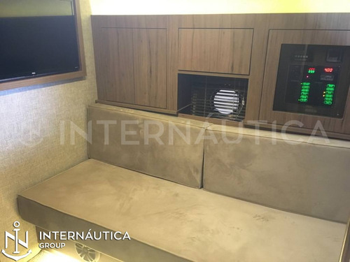 Imagem 12 de 15 de Solara 40 Ht 2020 Phantom Schaefer Focker Solara Trit