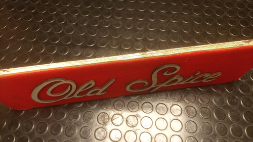 Antiguo Cartel Publicitario En Chapadur Y Tela Old Spice (Usado)