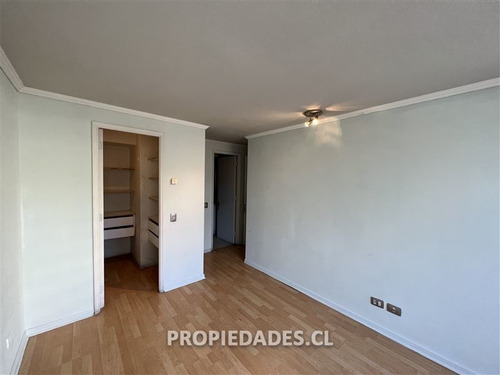Imagen 3 de 14 de Departamento En Venta De 2 Dorm. En Las Condes