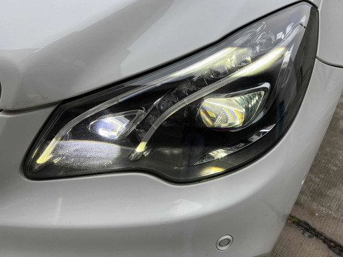 Imagen 3 de 11 de Mercedes-benz Clase E 3.5 E350 Coupe Sport B.efficiency At