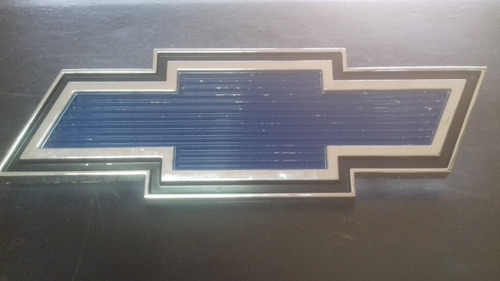 Emblema Chevrolet Azul Parrilla Chevy C-10 70-77