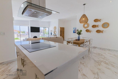 Se Vende Hermosa Casa En San Carlos Ubicada En El Country Club