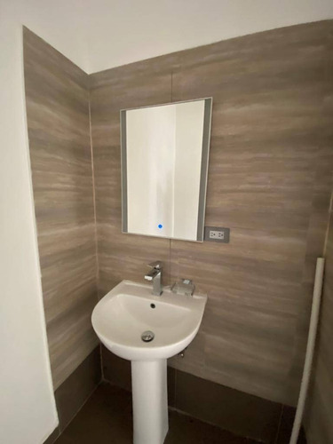 Imagen 10 de 19 de En Venta Townhouses Casa Verde La Cumaca San Diego, Pozo Y Planta Al 100% Codigo 165113 Niurka 04148321738
