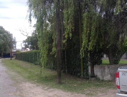Imagen 2 de 2 de Casa Quinta Con Amplio Parque Y Arboleda