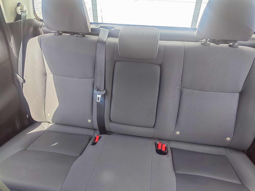 Nissan Frontier 2.5 Se Dc 4X2 Mt