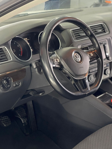 Volkswagen Vento 2.5 Advance Plus 170cv