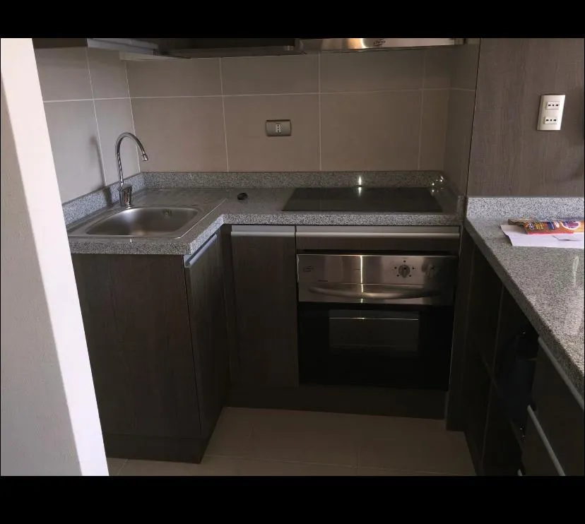Imagen 2 de 10 de Departamento 1 Dormitorio + Bodega En Nicasio Retamales 115