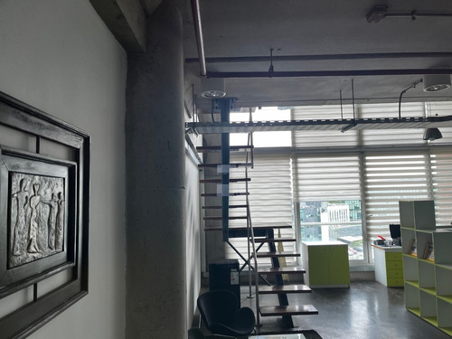 Loft De 106 M2 Con Terraza En Ciudad Empresarial Arrendada
