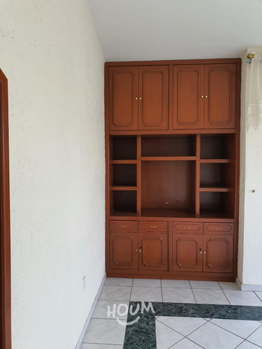 Casa En El Palomar Secc Balcones, Tlajomulco De Zúñiga Con 4 Recámaras, 800 M², Id: 151387