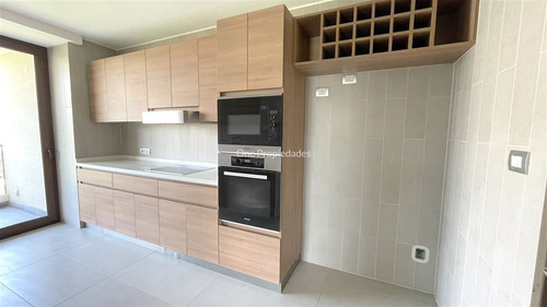 Penthouse Venta 3d3b 2 Est 1 Bod La Dehesa Sin Uso Oriente