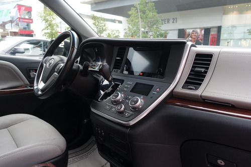 Imagen 7 de 13 de Toyota Sienna Limited 2015