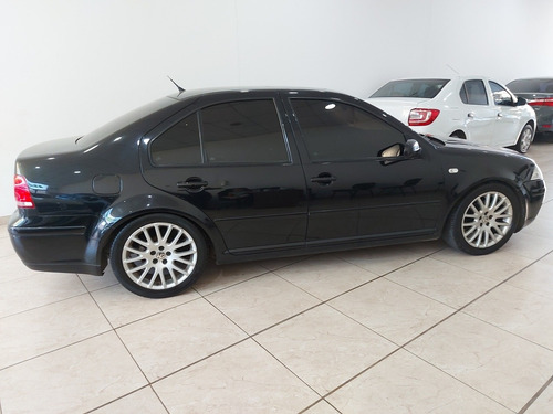 Imagen 8 de 12 de Volkswagen Bora 2011 1.8 Highline T 180cv