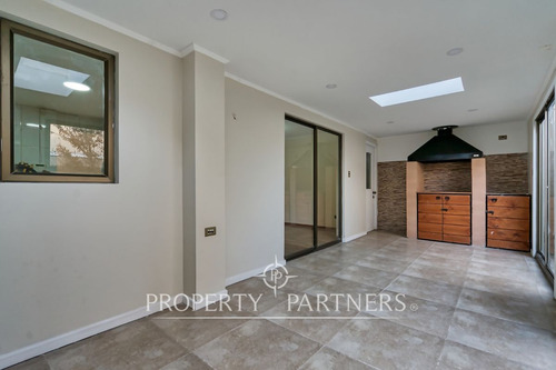 Oportunidad !! Venta De Casa En Condominio. Secto...
