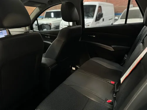 New S-cross Glx Hb 4x2 At