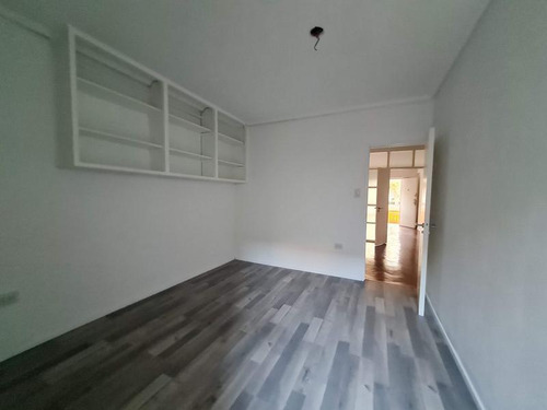 Sobre Bv. Oroño 900 Rosario Alquiler Apto Consultorios Oficinas Local Impecable, Con Patio