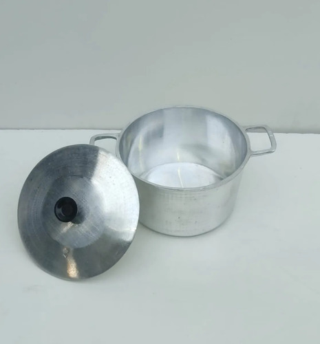 Caldeirões Alumínio Fundido Batido Grosso Pesado N° 20 Luxo Cor Polido