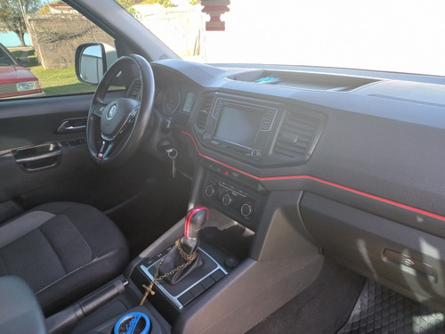 Imagen 7 de 11 de Volkswagen Amarok 2.0 Cd Tdi 180cv Comfortline At 2017