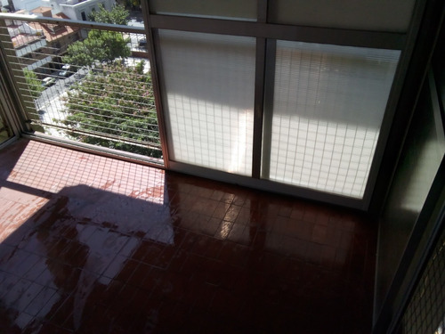Imagen 2 de 14 de Departamento 2 Amb Y Medio Cerca Gcba P.patricios Retazado
