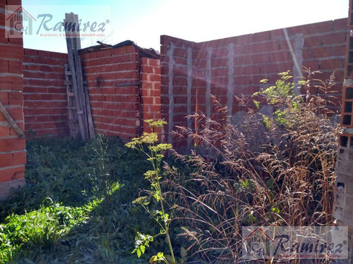 Lote De 547 M2 Con Mejoras- Francisco Alvarez - (ref.2301)