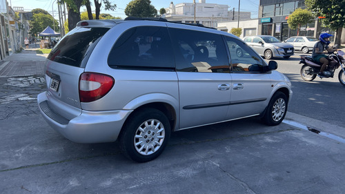 Chrysler Caravan 3.3 Se 3.3