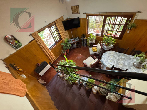 Casa En 3 Ambientes Con Cochera Y Galpon