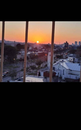 Excelente Apartamento En Zona Residencial