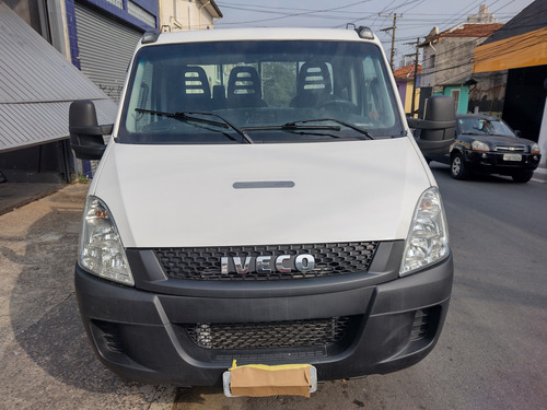 Iveco Daily 35s14 2018 Unico Dono Raro Estado De Conservação