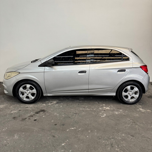 Chevrolet Onix ONIX HATCH JOY 1.0 8V FLEX 5P MEC.