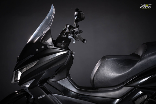 Kymco X-town 300