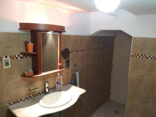 Imagen 6 de 17 de Hermosa Casa, Muy Cómoda Y Luminosa Ref 665