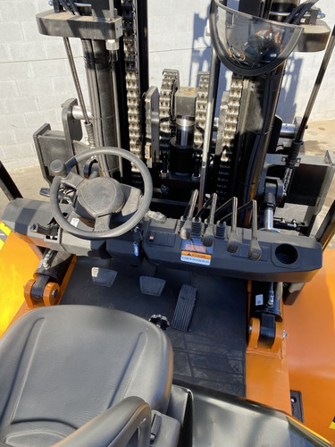Imagen 13 de 15 de Autoelevador 5 Toneladas 5000kg Triple Torre 4.5m