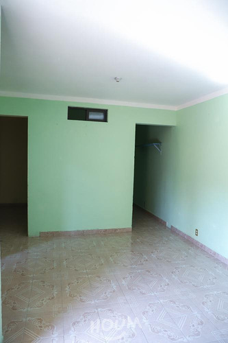 Casa En Juan Escutia, Iztapalapa Con 8 Habitaciones
