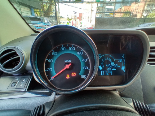Imagen 15 de 15 de Chevrolet Spark 2017 1.3 Lt Classic Mt