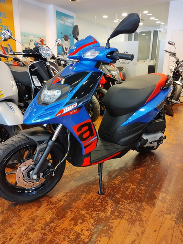 Imagen 4 de 17 de Nuevo Scooter Aprilia Sr 160 Azul Inyección Abs