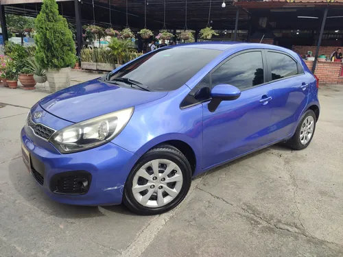 Kia Rio Spice 2012 Hatchback Mecanico 6 Cambios