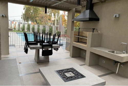 Inversión O Residencial / Metro Y Avenida