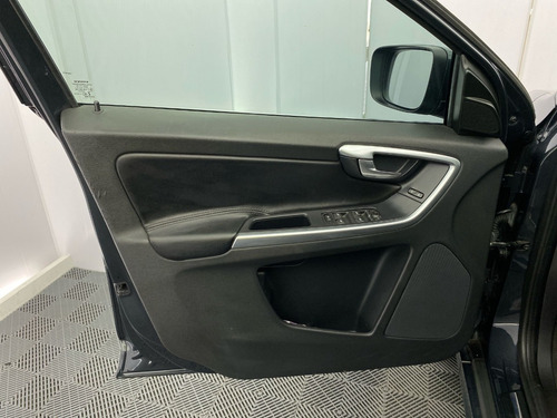 Volvo XC60 2.0 T5