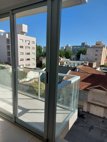 Imagen 9 de 14 de Venta Semipiso De 2 Amb A La Calle C/cochera