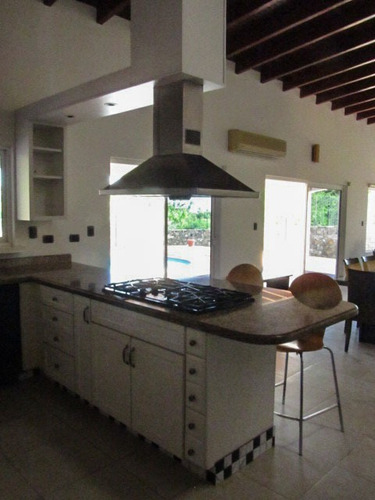 Imagen 10 de 21 de Venta De Casa Quinta En Guacuco Country Club