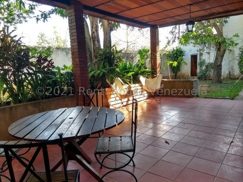 Imagen 9 de 30 de Casa En Venta Urb. El Marques Rent A House Los Samanes 22-10833