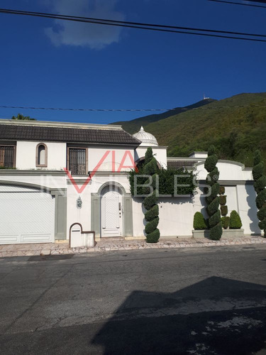 Casa En Venta En Tierra Propia Sector 2, Guadalupe, Nuevo León