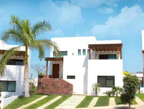 Casa En Remate En Fraccionamiento Cumbres Del Tezal En Los Cabos, Bcs