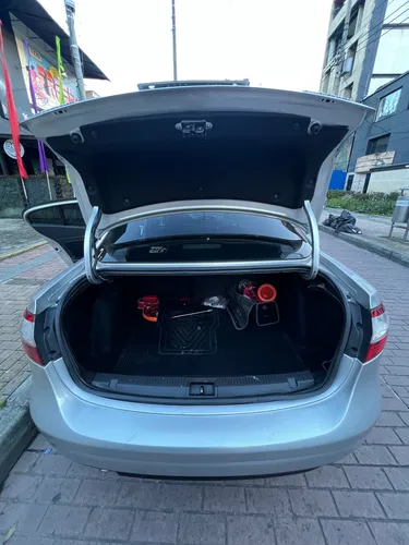 Renault Fluence 2.0 Privilege