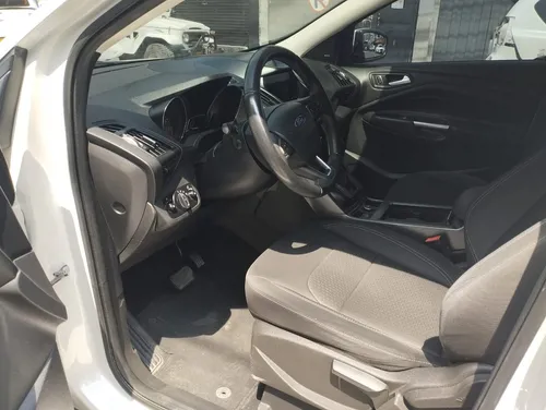 Ford Escape .se. 4x2 .automatica .2.0
