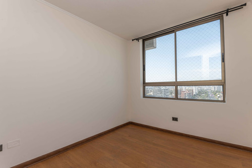 Edificio Gran Av. José Miguel Carrera (1 Est. 1 Bod.) Vist