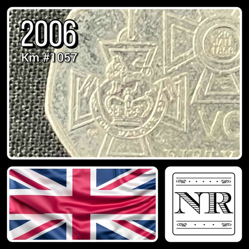 Inglaterra - 50 Pence - Año 2006 - Km #1057 - Victoria Cross